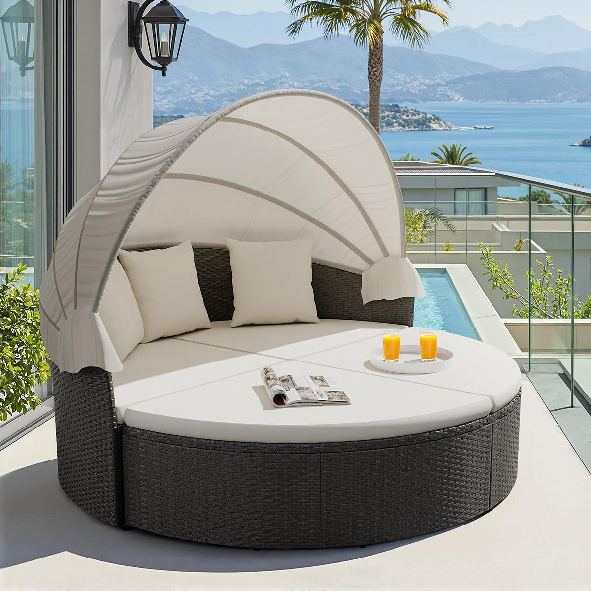 Round Canopy Wicker Patio Daybed